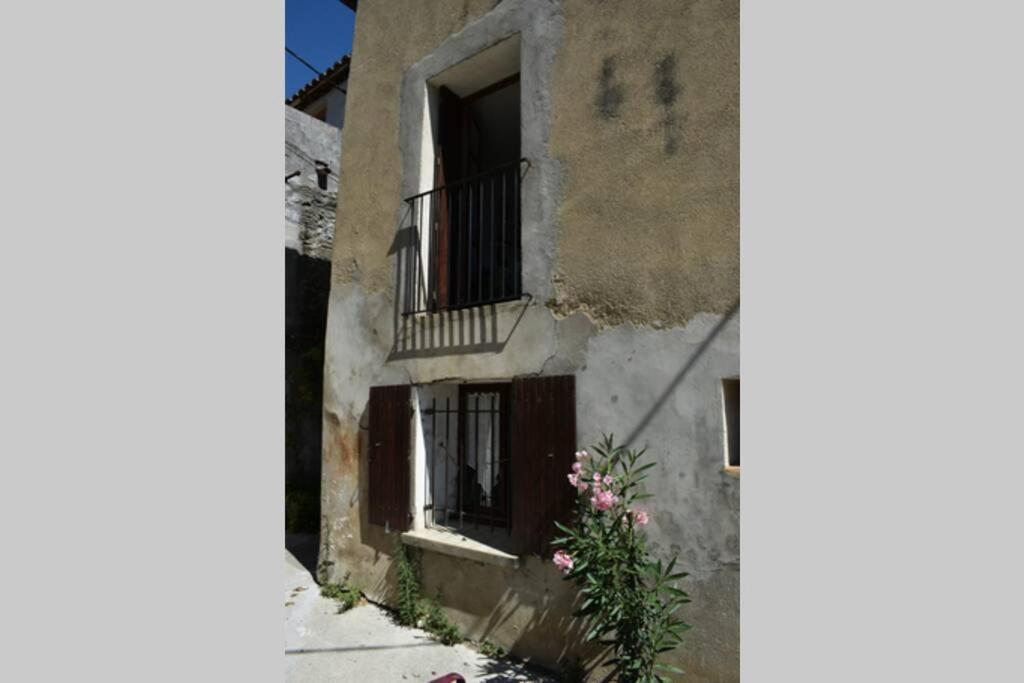 La Petite Maison Olonzac Exterior photo